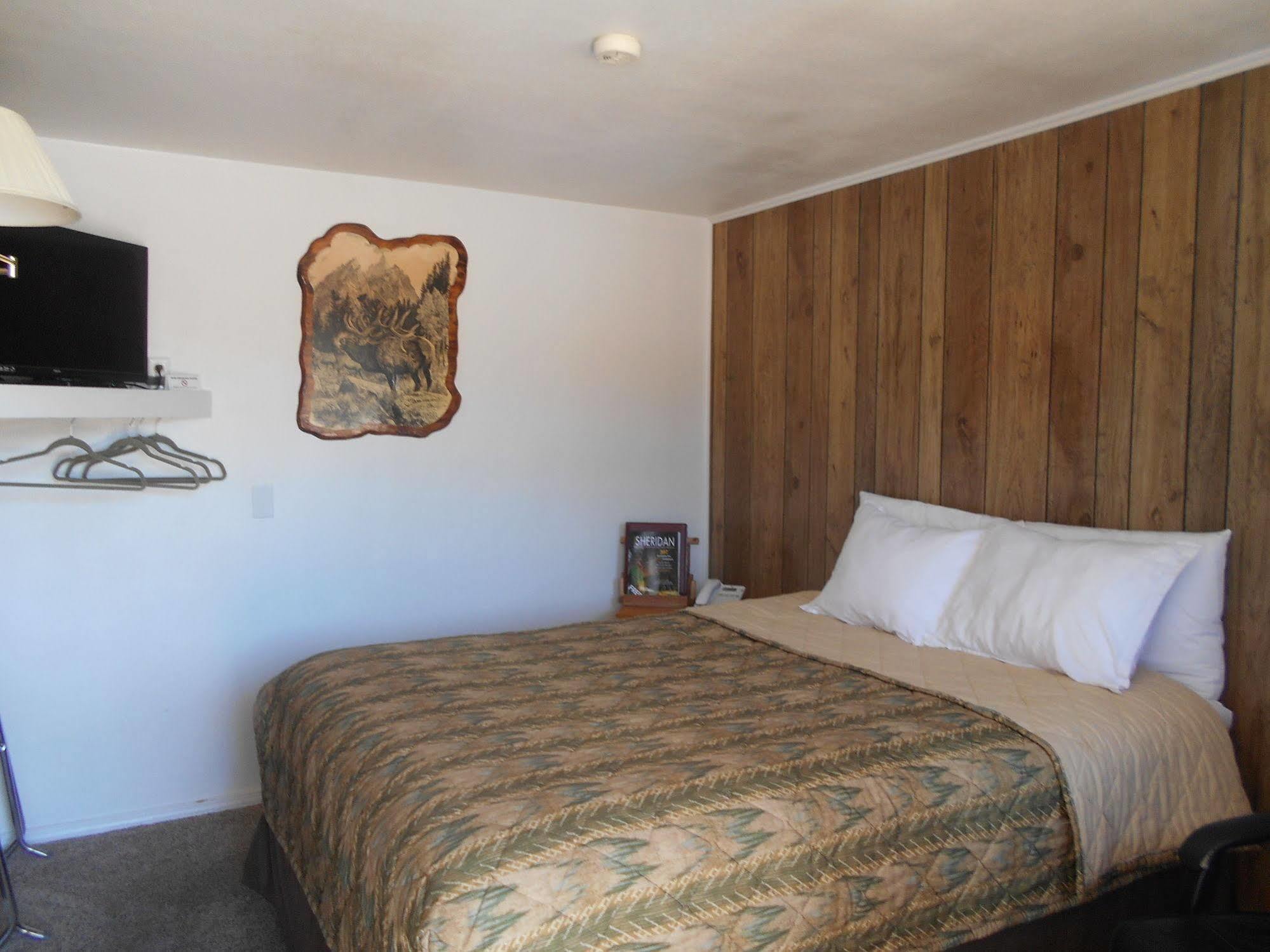 Super Saver Inn Шеридан Экстерьер фото