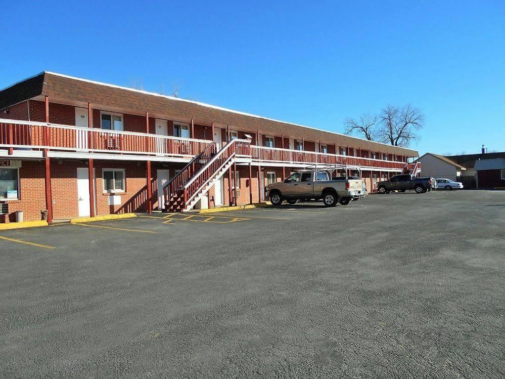 Super Saver Inn Шеридан Экстерьер фото